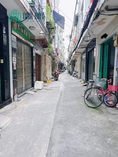 Nhà đẹp  hẻm 4,5m Đúc 4 tấm  Hoàng Diệu Q4 cách Q1-50m Giảm 200 triệu