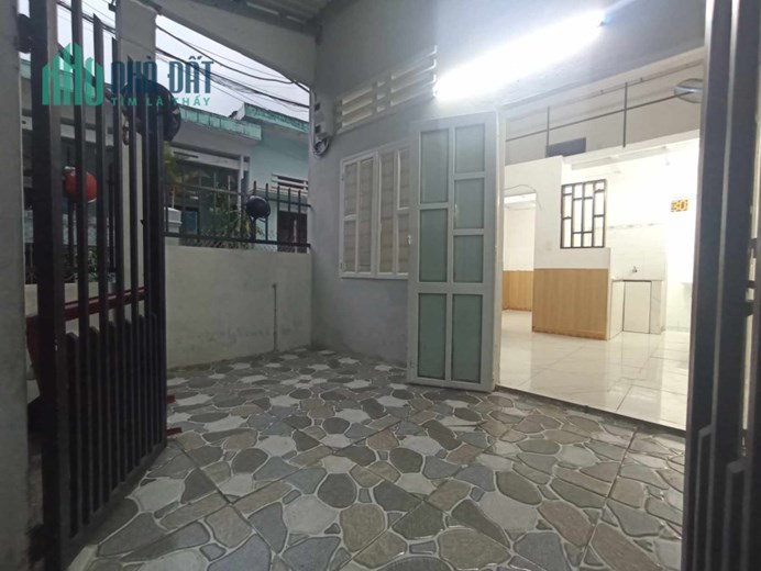 Nhà 2 mặt kiệt thông thoáng Điện Biên Phủ, Đà Nẵng, 1 tỷ x