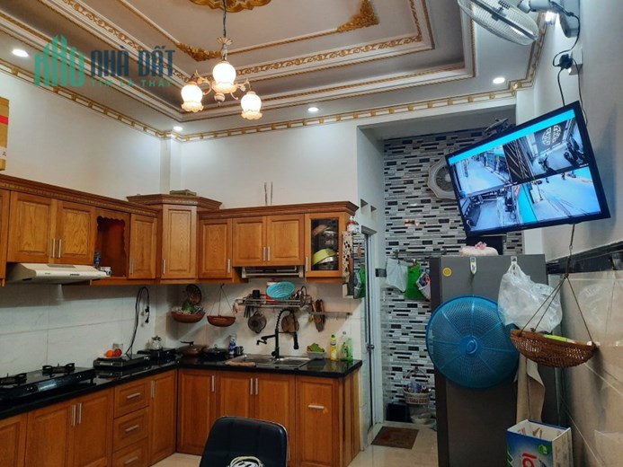 BÌNH HƯNG HOÀ B_ĐƯỜNG SỐ 8 - MẶT TIỀN ĐƯỜNG NHỰA 6M - 4 TẦNG 4PN - 73M2 - GIÁ 6.5 TỶ