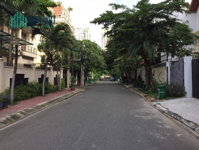 Biệt thự nằm trong khu compound đường Xuân Thủy, Phường Thảo Điền, Quận 2