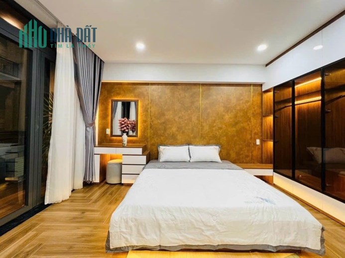 NGUYỄN THÔNG QUẬN 3 - 6 TẦNG - KHAI THÁC CHDV 60/THÁNG - GIÁ 7.5 TY - NGỘP BANK