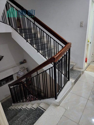 NGUYỄN THÔNG QUẬN 3 - 6 TẦNG - KHAI THÁC CHDV 60/THÁNG - GIÁ 7.5 TY - NGỘP BANK