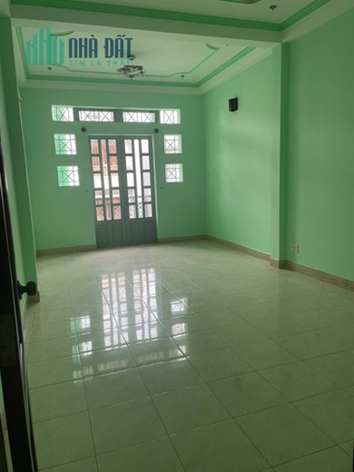 Cho thuê VTKD 10m thông Tô Hiệu quận Tân Phú 4 x 20 -5T-chỉ 18 triệu TL tôt