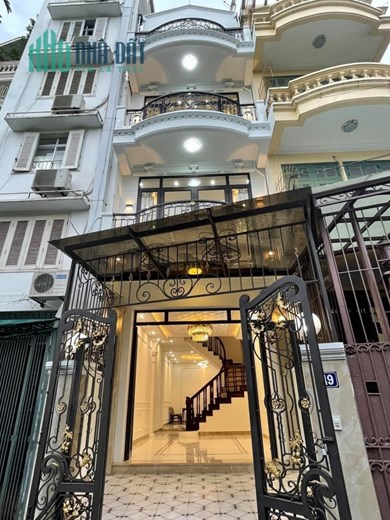 Quá Đỉnh quận Hai Bà Trưng Mặt phố Hàng Chuối 50m MT5.2m ô tô Kinh doanh vô địch