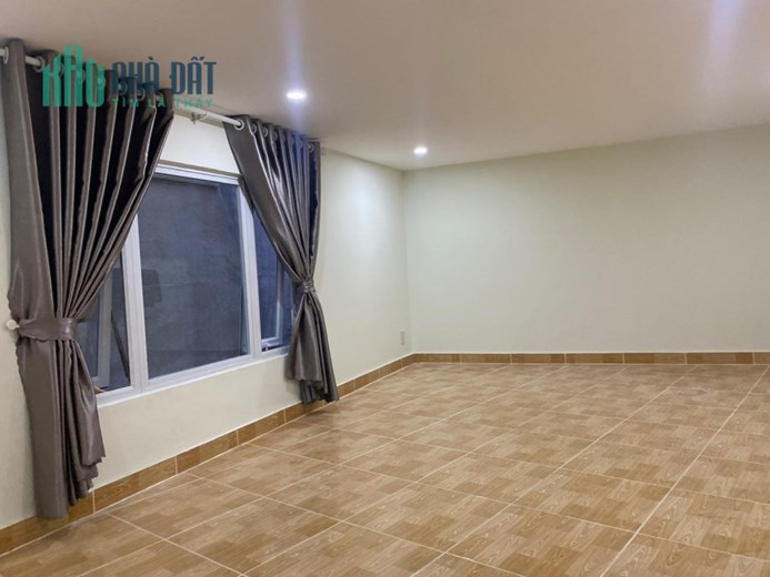 Bán nhà hẻm đường 3 tháng 4 Đà Lạt cách Hồ Xuân Hương 200m