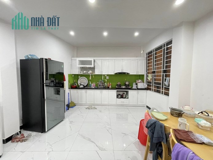 🔥🔥HOT,   HIẾM,  LÔ GÓC, Ô TÔ, KINH DOANH🔥🔥
💥VƯƠNG THỪA VŨ 50m2 x4 tầng, nhỉnh 6 tỷ