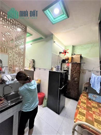 Chỉ 2.5 tỷ TL, nhà 2 tầng 2PN, 25m2, Tân Hòa Đông, Bình Tân, ngay Phan Anh, Bà Hom.