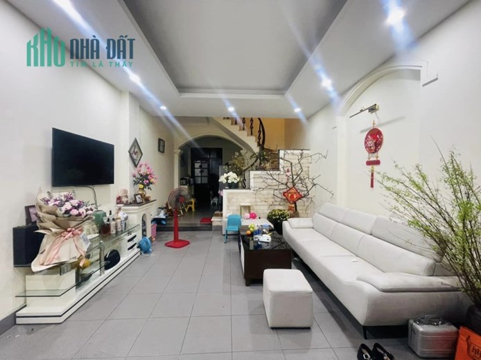 Bán Nhà Phân Lô - Ngõ 379 Đội Cấn - Ba Đình 52m2, 4 tầng, MT 4.5m Giá 6.5 tỷ TL