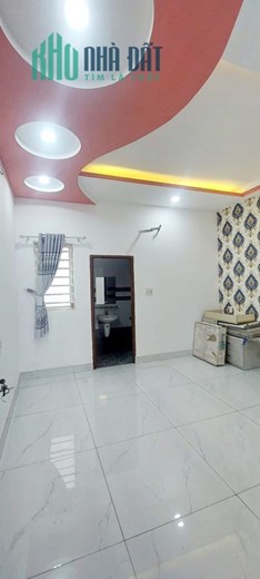 0582.VT Đường 18 Bình Tân Nhà 4 Tầng 80m2 , Sân Trước Đậu Ô tô Đừơng 8m có lề 2 bên Chưa Tới 6 tỷ