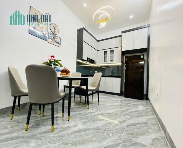 chính chủ bán nhà 4t*43 mét giá 4ty38 mới koong, đẹp ở luôn