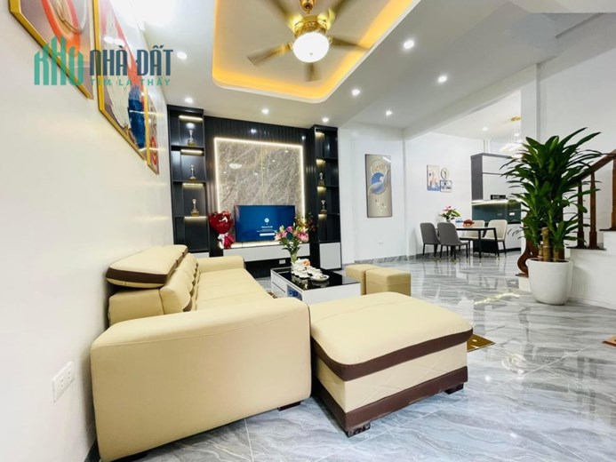 chính chủ bán nhà 4t*43 mét giá 4ty38 mới koong, đẹp ở luôn