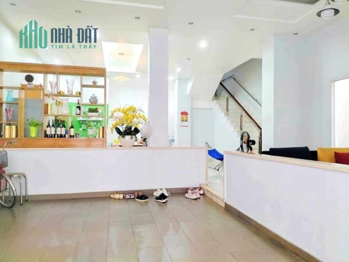 Bán nhà Biệt Thự Trương Công Định - Bàu Cát- Đồng Đen, DT: 7x12m, 4 Tầng, 6PN, 14.5 tỷ