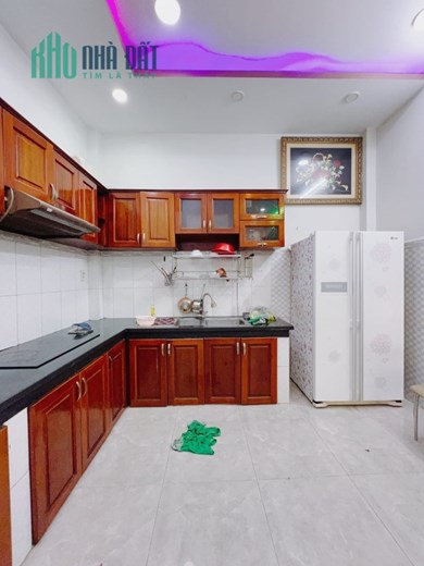 CHO THUÊ nhà 3 tầng Cao Thắng Quận 10 – Giá thuê 20 triệu/tháng nhà mới 4PN 3WC nội thất đầy đủ