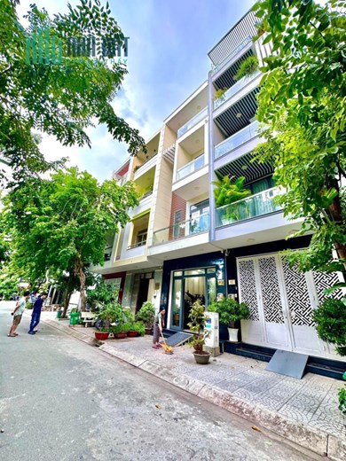 HẺM XE HƠI TRÁNH - NGANG CHUẨN GẦN 9M - KẾT CẤU 3 TẦNG - TRUNG TÂM BÌNH THẠNH - SỔ NỞ HẬU ĐẸP -