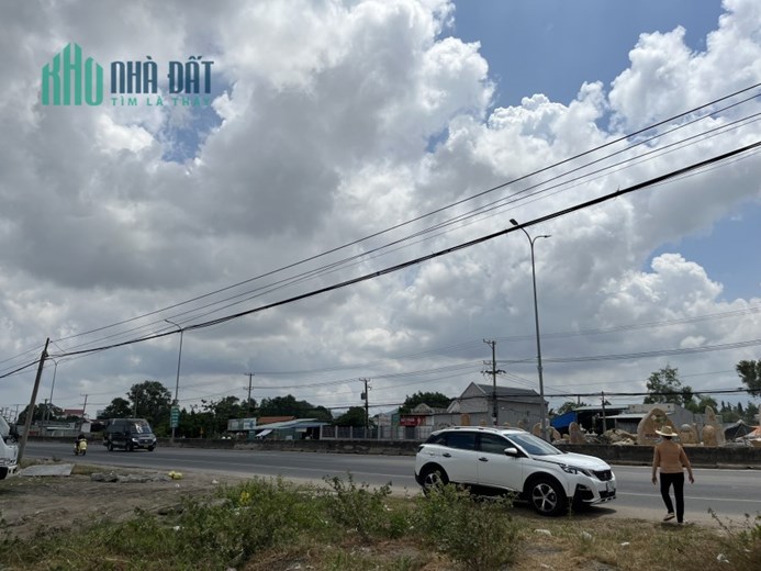 BÁN GẤP MẶT TIỀN QLO 51 PHÚ MỸ GIÁ ĐẦU TƯ