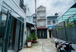 NHÀ MỚI HẺM 310 ĐẤT MỚI, KẾ BÊN CHỢ LÊ VĂN QUỚI, HXH 5m Thông, NHỈNH 3TỶ