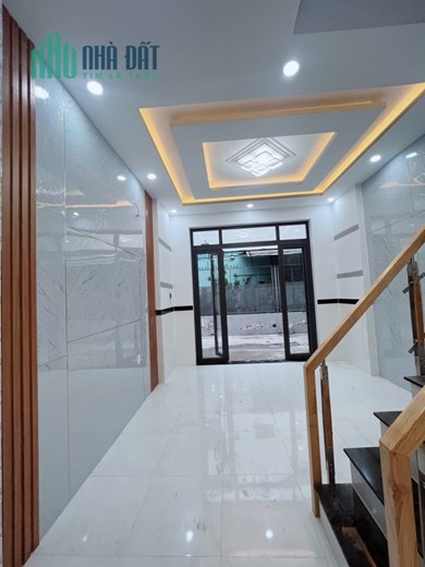 NHÀ MỚI HẺM 310 ĐẤT MỚI, KẾ BÊN CHỢ LÊ VĂN QUỚI, HXH 5m Thông, NHỈNH 3TỶ