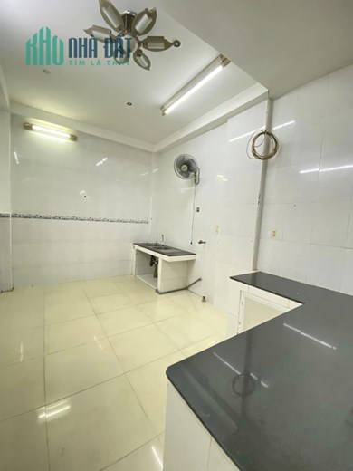 CHO THUÊ nhà 4 tầng HXH Lý Thường Kiệt Tân Bình – Giá thuê 14 triệu/tháng 4PN 4WC gần chợ ông Địa
