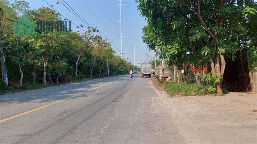 BÁN XƯỞNG MẶT TIỀN ĐẶNG CÔNG BỈNH HÓC MÔN 10X50 GIÁ CỰC RẺ.