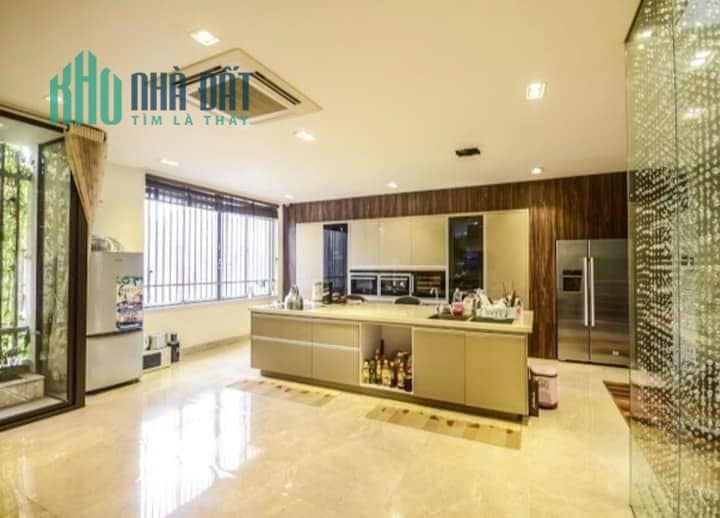 ÂU CƠ - GARA Ô TÔ TRÁNH, THANG MÁY XỊN, KINH DOANH TỐT 11.2 TỶ