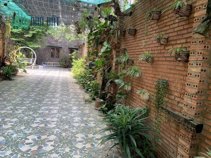 BIỆT THỰ NHÀ VƯỜN AN PHÚ ĐÔNG - 400M2 - DỐI DIỆN TRƯỜNG ĐH NGUYỄN TẤT THÀNH.