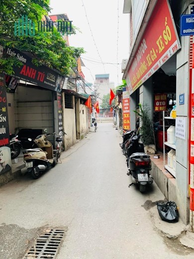 Bán nhà Lĩnh Nam, Hoàng Mai lô góc, 2 mặt ngõ kinh doanh, ô tô đỗ cửa, chỉ nhỉnh 2 tỷ