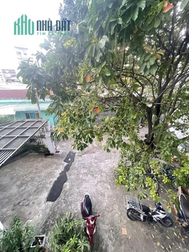 SÁT MT ĐƯỜNG NGUYỄN VĂN QUÁ - 2 TẦNG - NGANG 5M NHÀ ĐẸP Ở NGAY.