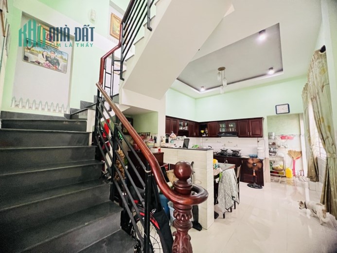 NHÀ ĐƯỜNG SỐ 8 , PHƯỜNG 11, GÒ VẤP, HẺM OTO 4M, 115M2, 9.4x16, 3 TẦNG, GIÁ 9.1 TỶ