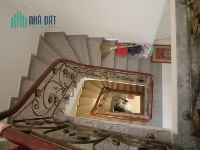 BIỆT THỰ SÂN VƯỜN-NGÕ THÔNG-ÔTÔ TRÁNH-FULL NỘI THẤT-Ở NGAY-154M 14xTỶ-NGỌC THỤY