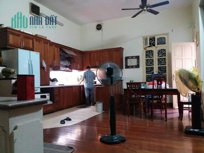 Chào mừng TT Joe Biden thăm Việt Nam, tặng 2 tỷ Mặt phố Giải Phóng 280m2, nhà 3 tầng, giá còn 28 tỷ
