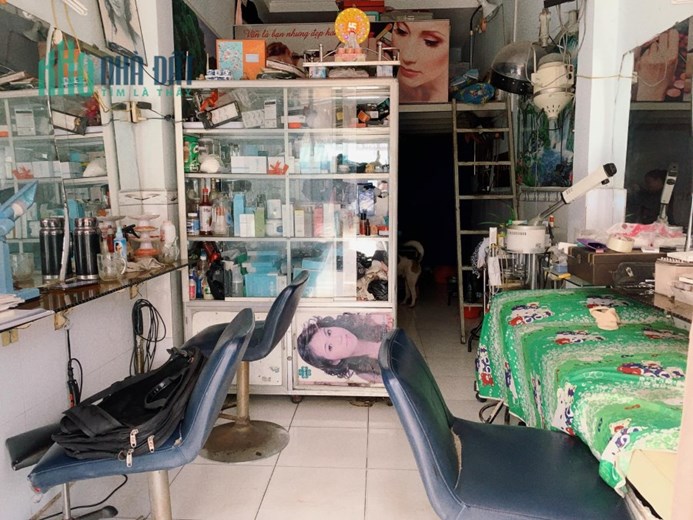 Quận 7, Sang Tiệm Tóc 25 tr , Mặt tiền 99 Đường Lý Phục Man , F. Bình Thuận , Tel : 0909909596