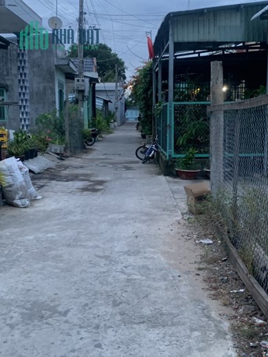 CHÍNH CHỦ CẦN BÁN NHÀ Ở KHU PHỐ 2 – ĐƯỜNG LONG KHỐT – THỊ TRẤN VĨNH HƯNG – HUYỆN VĨNH HƯNG – LONG