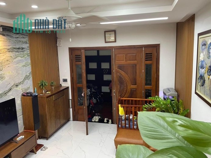 Chính chủ bán nhà Hào Nam, Đống Đa 35m2 x 4T, MT 3.5m, nhỉnh 3 tỷ