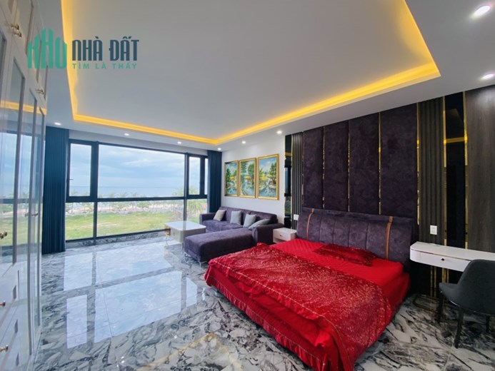 Siêu phẩm. Căn hộ View biển Đà Nẵng. Full nội thất xịn. 65m2. Đầy đủ công năng. Giá thuê hạt dẻ