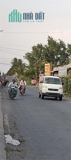 NHÀ ĐẸP - GIÁ TỐT - Cần Bán Căn Nhà Vị Trí Đắc Địa Tại 944, Xã Hoà Lộc, Huyện Tam Bình, Vĩnh Long