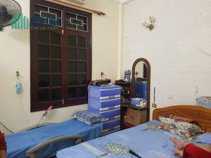 Nhà ngõ 109 Quan Nhân 2 thoáng 27m 5 tầng chỉ 2.8 tỷ
