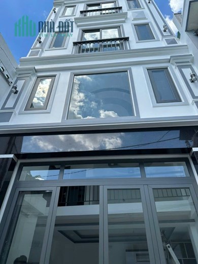 Cần bán căn nhà hẻm 49 Nguyễn Trung Trực, P5, Bình Thạnh