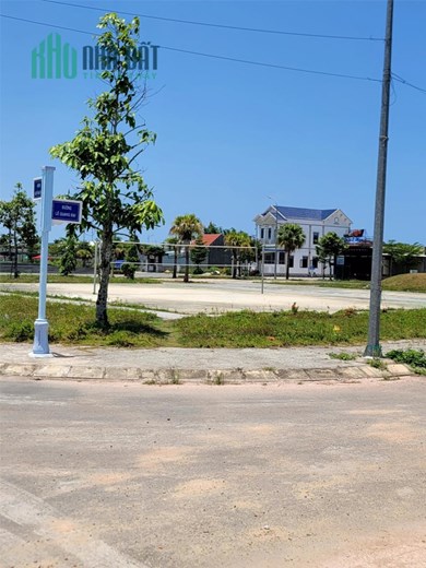 ĐẤT ĐẸP - GIÁ TỐT - Cần Bán Lô Đất Vị Trí Đẹp Tại TT Mộ Đức, Quảng Ngãi