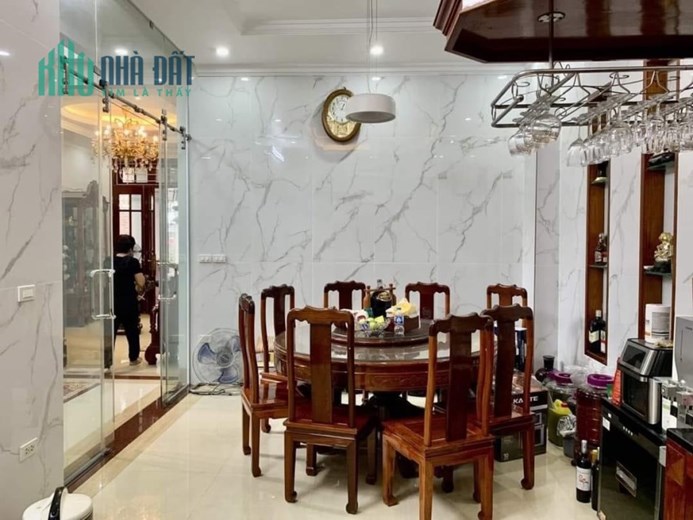 Bán nhà cạnh KĐT RESCO Cổ Nhuế - Vị Trí Đẹp  - Ở Sướng - 40m2 - 4,2 tỷ.