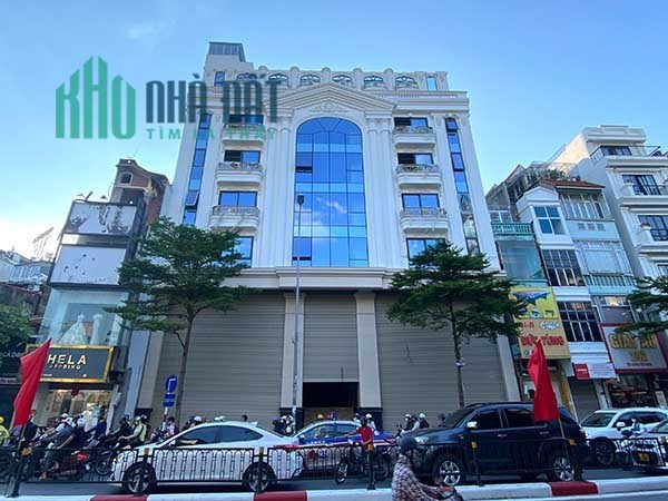 Bán Tòa Văn Phòng VIP 9 Tầng MP Tôn Đức Thăng.Đang cho thuê 1.2ty/th.DT 550m2. Giá 460 TỶ