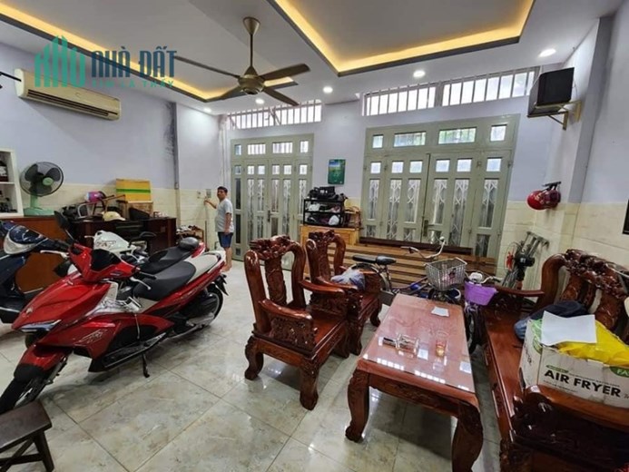 Bán nhà Phố Viên, Phường Đức Thắng, 50m2 - MT 8m - 4.6 tỷ. Bắc Từ Liêm.