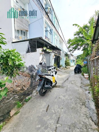 Bán lô đất 84m2 - Giá: 1tỷ750 – Đường Lô Đất xã Phú Xuân, Nhà bè