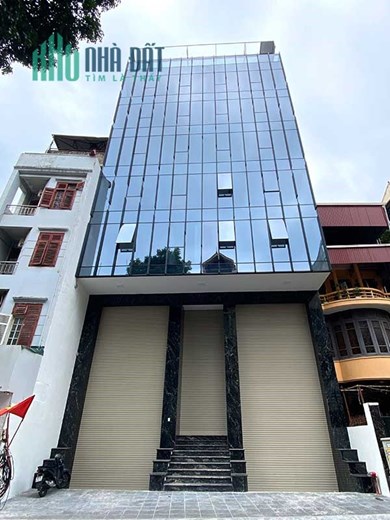 Bán Tòa Văn Phòng 9 Tầng Xây Mới MP Thụy Khuê.Vị Trí Đắc Địa.DT 196m2. Giá 115 TỶ