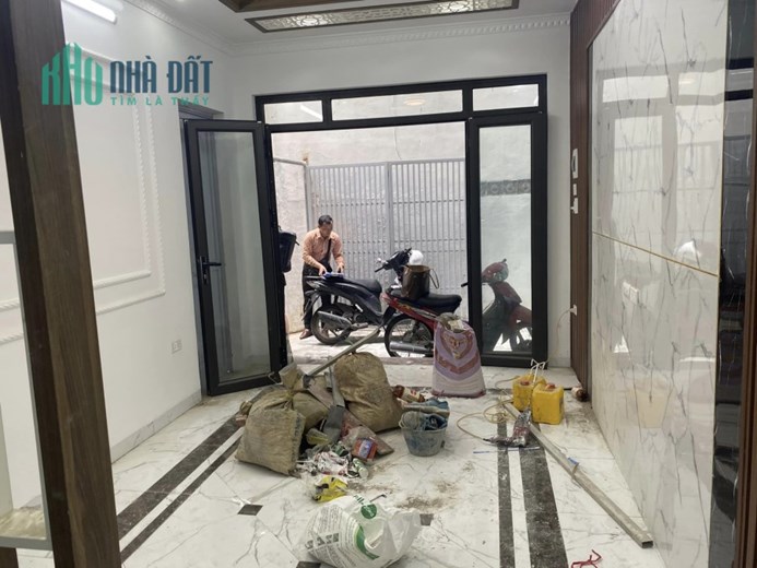 CCMINI MINH KHAI - HAI BÀ TRƯNG 9 PHÒNG 5 TẦNG #4TỶ8