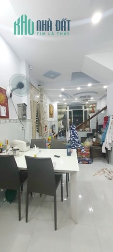 Nhà bán căn góc Hẻm 177 Bùi Minh Trực P5Q8 - 5 Tỷ 680 Triệu
