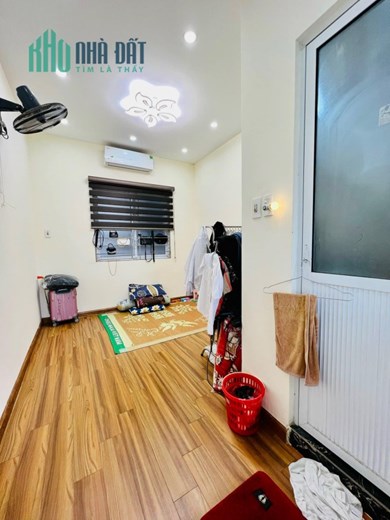 NHÀ CỰC ĐẸP - CHỦ CỰC XINH - HAI THOÁNG - NỞ MÔNG NHẸ - TẶNG FULL NỘI THẤT  - Ở SƯỚNG  - 4 TẦNG