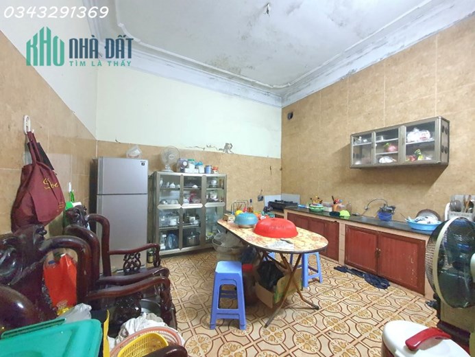 82M2 ĐẤT – PHỐ NGỌC HÀ – SẴN NHÀ 3 TẦNG RƯỠI – MẶT TIỀN 6.1M – VUÔNG ĐẸP – CHỈ 100TR/M2