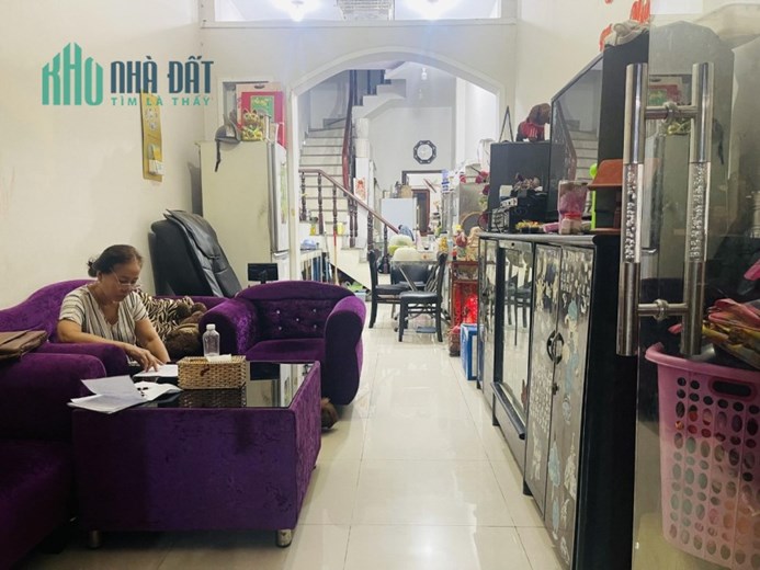 Bán nhà ngộp Bank 2 tầng BTCT HXH Kinh Dương Vương Quận 6 74m2 chỉ nhỉnh 6 tỷ Thương lượng