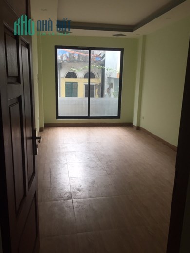 Chính chủ cho thuê tầng 3 tại ngõ 151/ 77 Nguyễn Đức Cảnh, rộng 30m2 Không chung chủ giờ giấc thoải