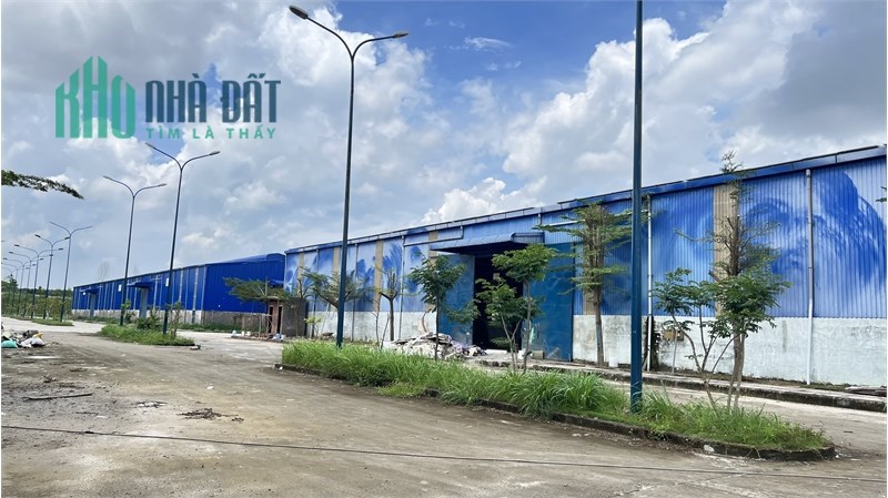 cho thuê nhà xưởng thuộc tiểu KCN, pháp lý chuẩn, hành lang nội khu phủ kín cây xanh